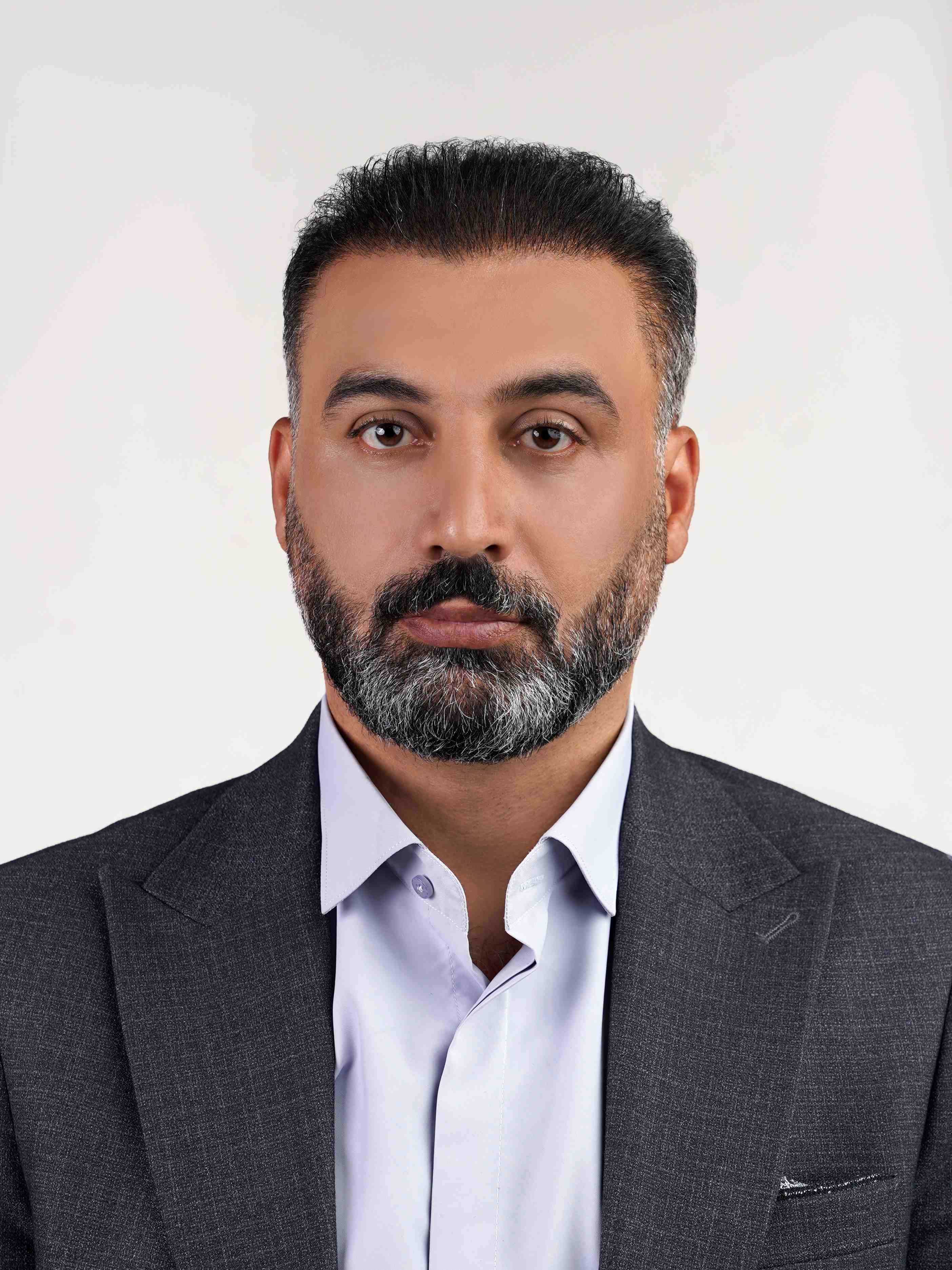 وکیل وکیل گلابی